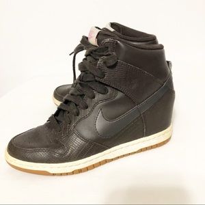 nike dunk sky hi wedge sneakers